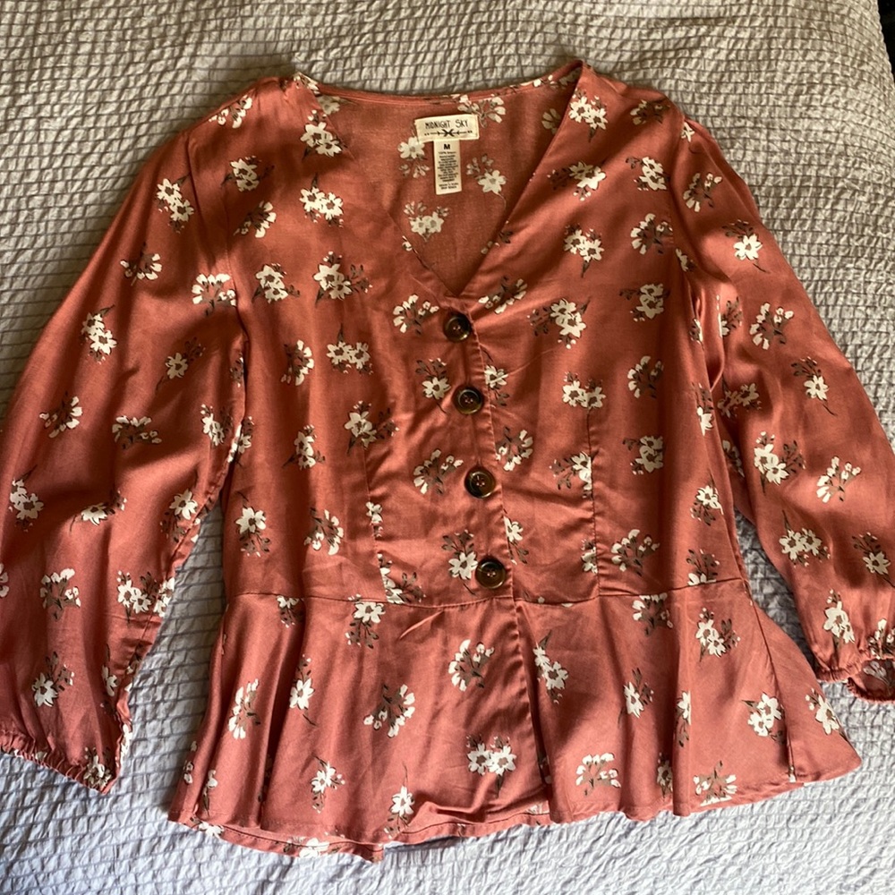 Floral mid-sleeve top